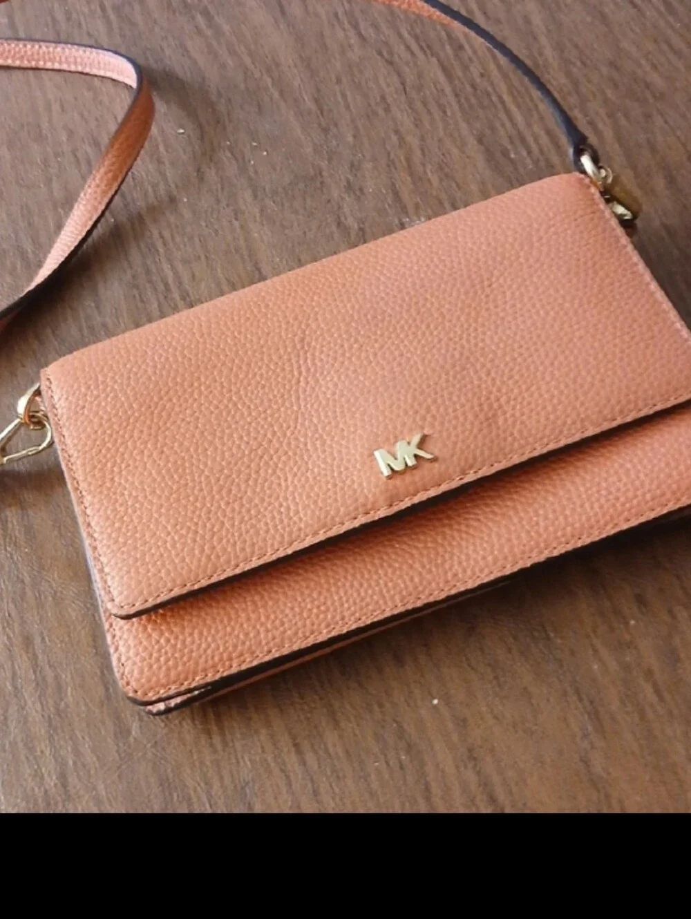 Michael Kors Crossbody Bag and Wallet Bundle.■ Set of Two Bags